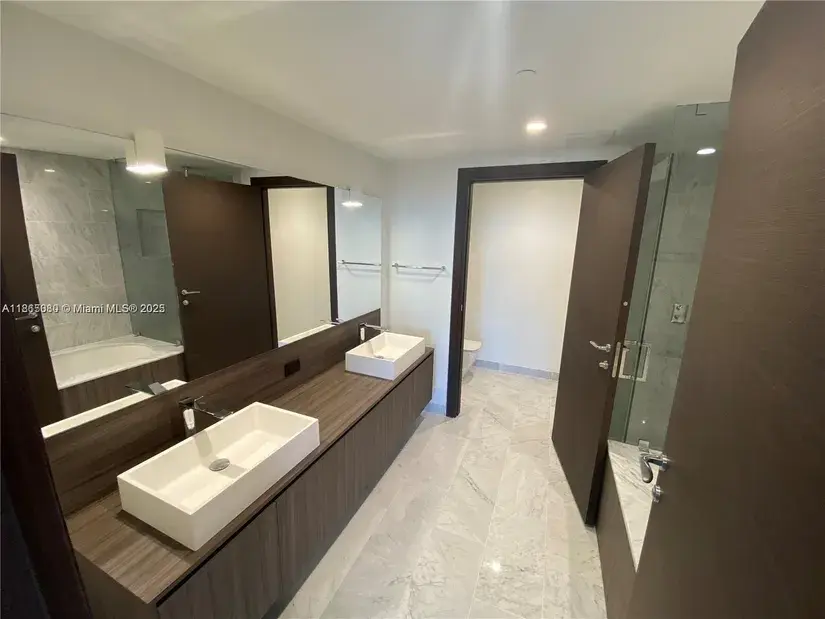 BRICKELL FLATIRON CONDO