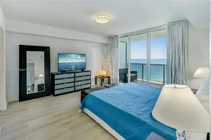 1830 S Ocean Dr 3804, Hallandale Beach, FL